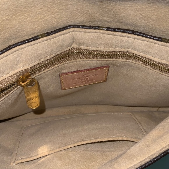 Louis Vuitton Etolie Monogram Clutch - Picture 6 of 16